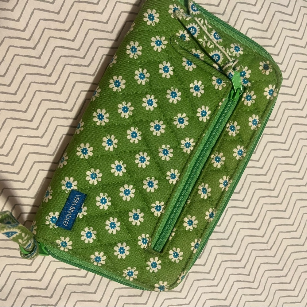 Vera Bradley Green and Blue Daisy Wallet
